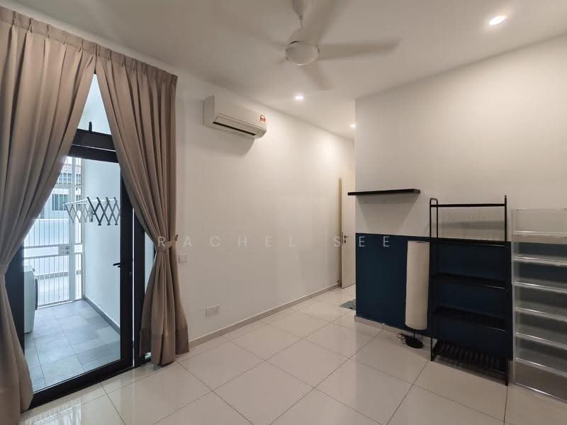 Cluster House for Sale in Eco Botanic (Iskandar Puteri (Nusajaya)) - Rachel See - Living Room - PropertyGuru.com.my
