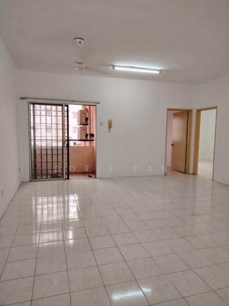Pangsapuri untuk Dijual di Pelangi Damansara - Doris Tan - Living Room - PropertyGuru.com.my