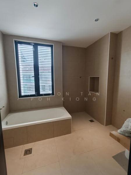 Semi-Detached House for Sale in Johor Bahru (Johor) - Nelson Tan Poh Kiong - Bathroom - PropertyGuru.com.my
