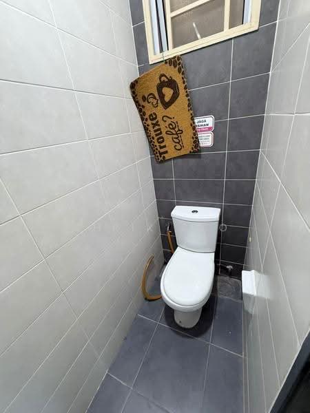 Kediaman Servis untuk Disewa di Mesahill - Chrix Soo - Bathroom - PropertyGuru.com.my