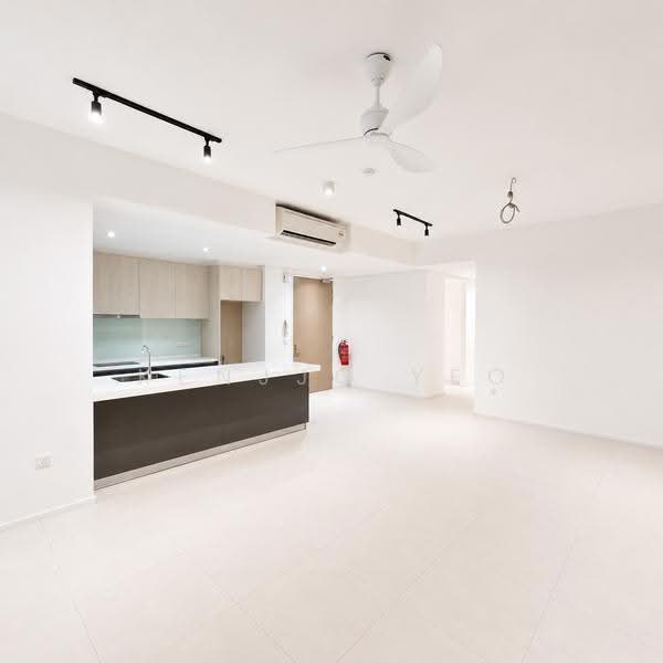 Kediaman Servis untuk Dijual di Cantara Residences - Kenjjo Yeo - Kitchen - PropertyGuru.com.my