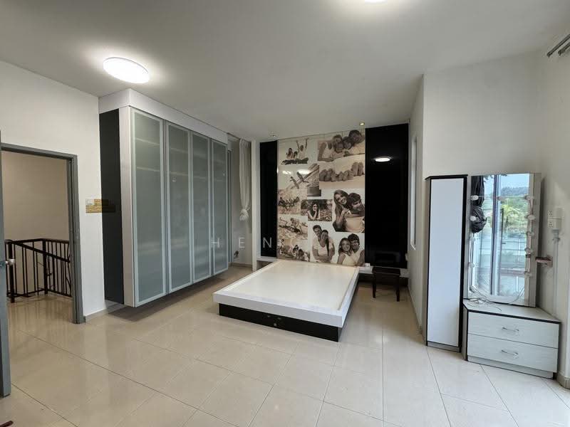 Rumah Teres 2-Tingkat untuk Dijual di Austin Crest (Johor Bahru) - Heng . - PropertyGuru.com.my