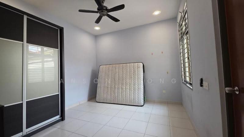 Rumah Kluster untuk Dijual di Taman Sutera Utama (Skudai) - Anson Hiong - Bedroom - PropertyGuru.com.my