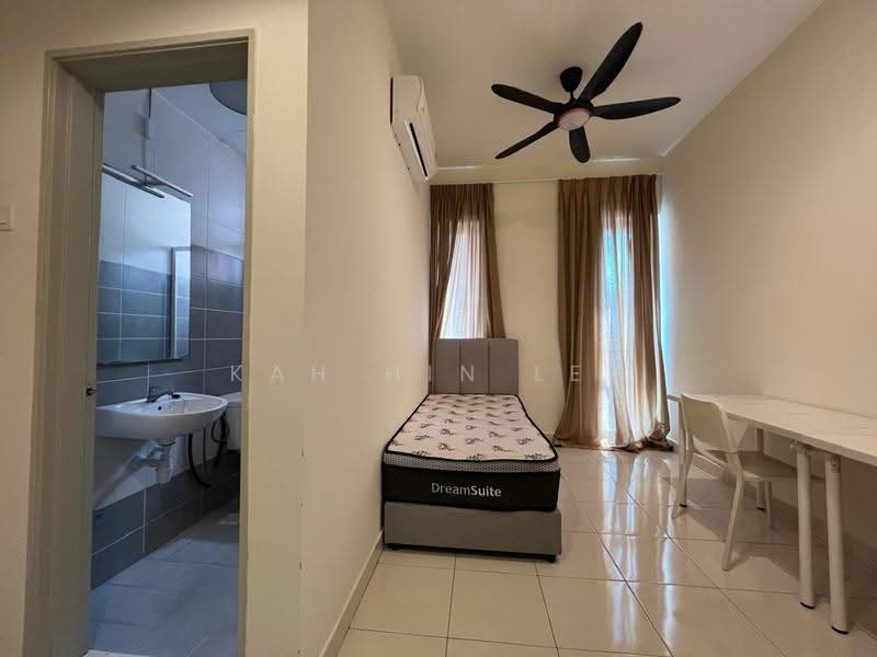 Condominium for Rent at Sg Long Residence - Kah Hin Lee - Bedroom - PropertyGuru.com.my