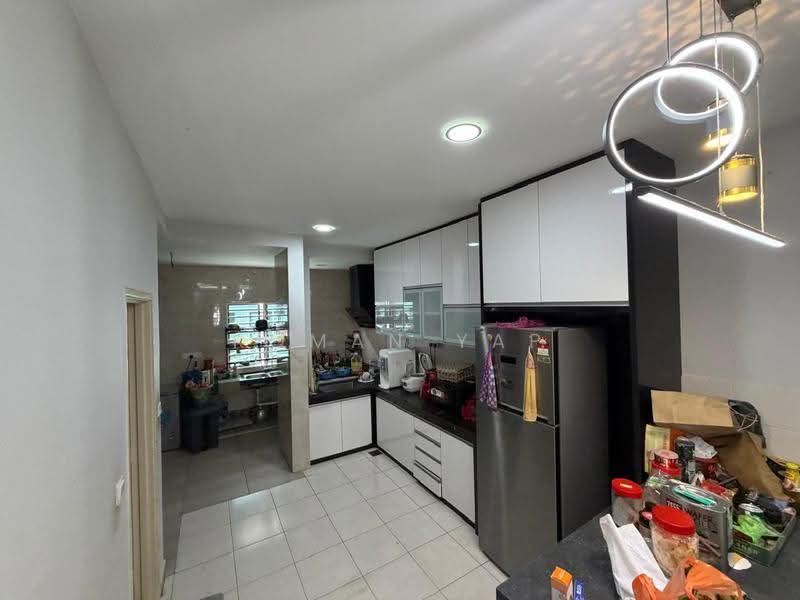 Rumah Teres 2-Tingkat untuk Dijual di M Residence 2 (Rawang) - Roman Yap - Kitchen - PropertyGuru.com.my
