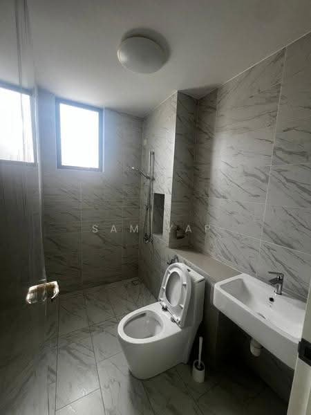 Rumah Teres 2-Tingkat untuk Disewa di Johor Bahru (Johor) - Sam Yap - Bathroom - PropertyGuru.com.my