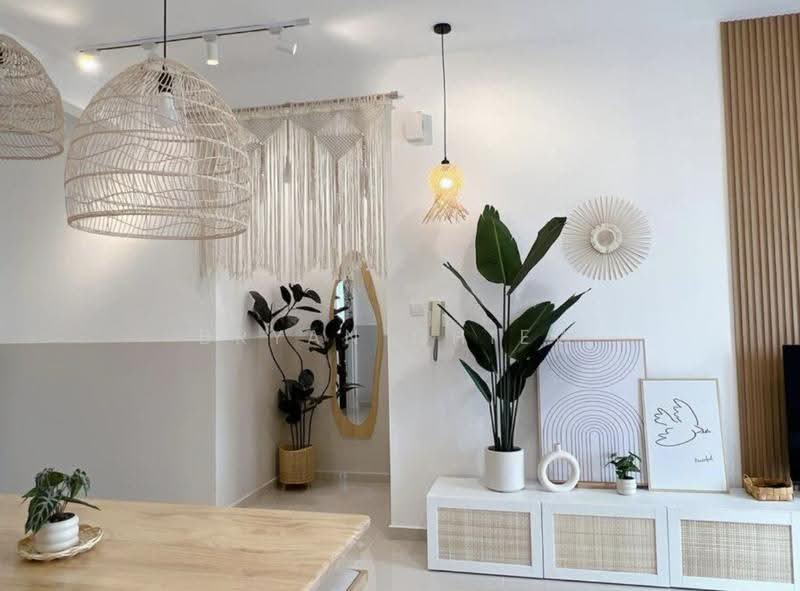 Kediaman Servis untuk Dijual di Twin Tower Residence - Bryan Chiew - Living Room - PropertyGuru.com.my