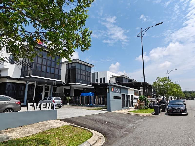 Factory for Rent in Eco Business Park 1 (Johor Bahru) - Sheng Cheng Tiew - Exterior - PropertyGuru.com.my