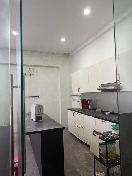 Cluster Factory for Rent in Eco Business Park 1 (Johor Bahru) - Phang Elainne - Kitchen - PropertyGuru.com.my