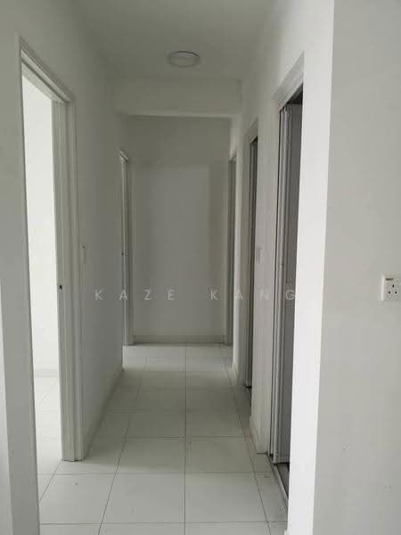 Kondominium untuk Disewa di TRI PINNACLE - Kaze Kang - Corridor - PropertyGuru.com.my