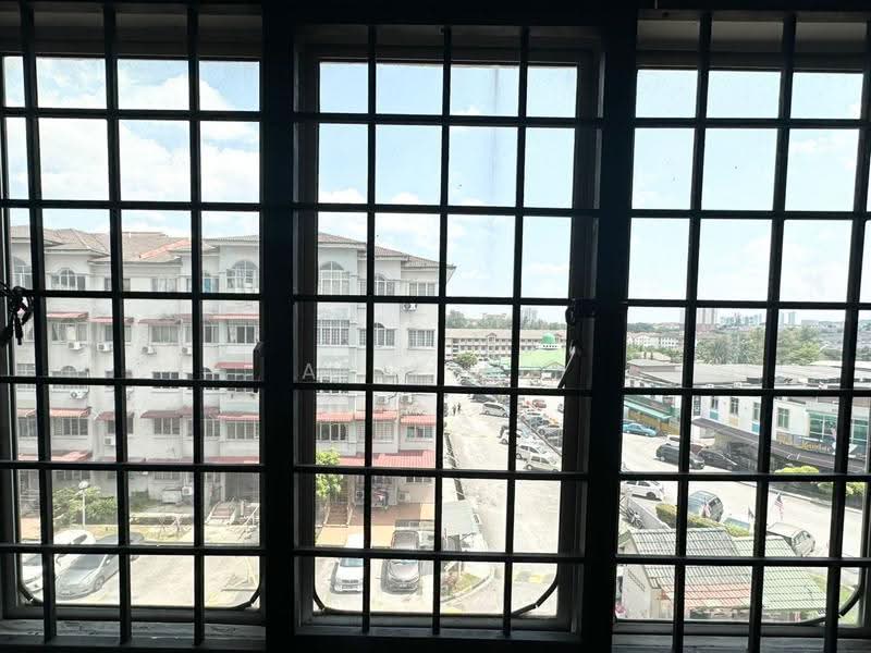 Pangsapuri untuk Dijual di Wira Apartment, Taman Tun Perak - Arif MS - View - PropertyGuru.com.my