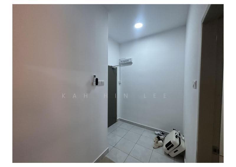 Kediaman Servis untuk Disewa di Vision City Youth City - Kah Hin Lee - Entrance - PropertyGuru.com.my