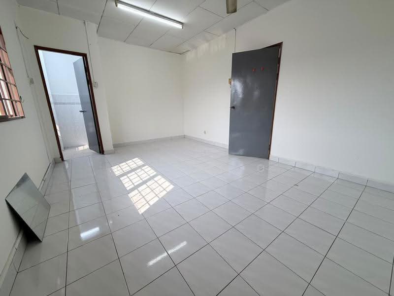 Rumah Teres 2-Tingkat untuk Disewa di Desa Casuarina (Nilai) - Chrix Soo - Interior - PropertyGuru.com.my