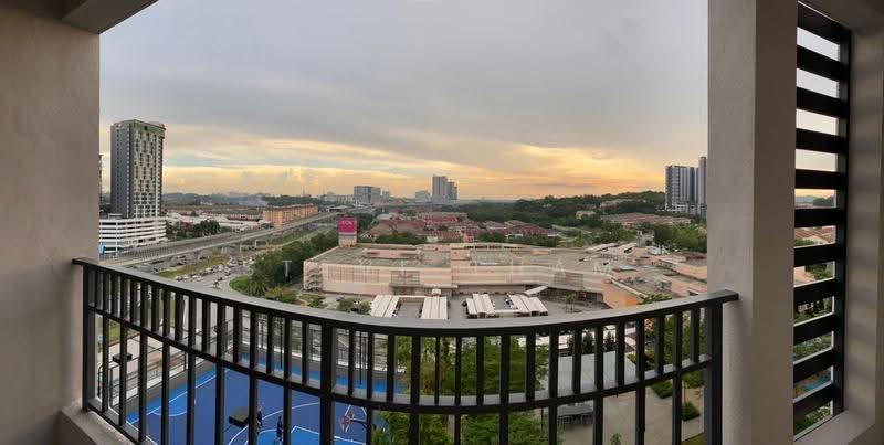 Kediaman Servis untuk Disewa di Equine Residence - Steve Tham - Balcony - PropertyGuru.com.my