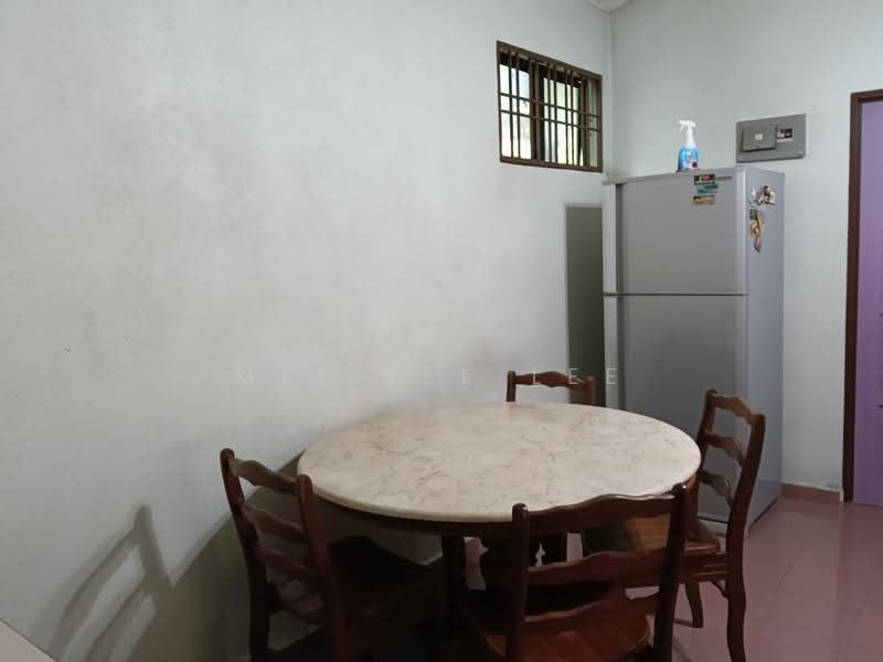 Semi-Detached House for Rent in Taman Petaling Indah (Kulim) - Mei Yee Lee - Kitchen - PropertyGuru.com.my