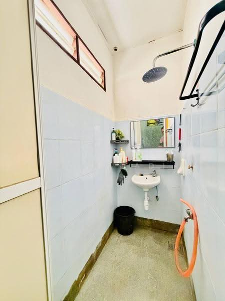 Rumah Teres 1.5-Tingkat untuk Dijual di Seksyen 7 (Kota Damansara) - Abdul Qadir - Bathroom - PropertyGuru.com.my