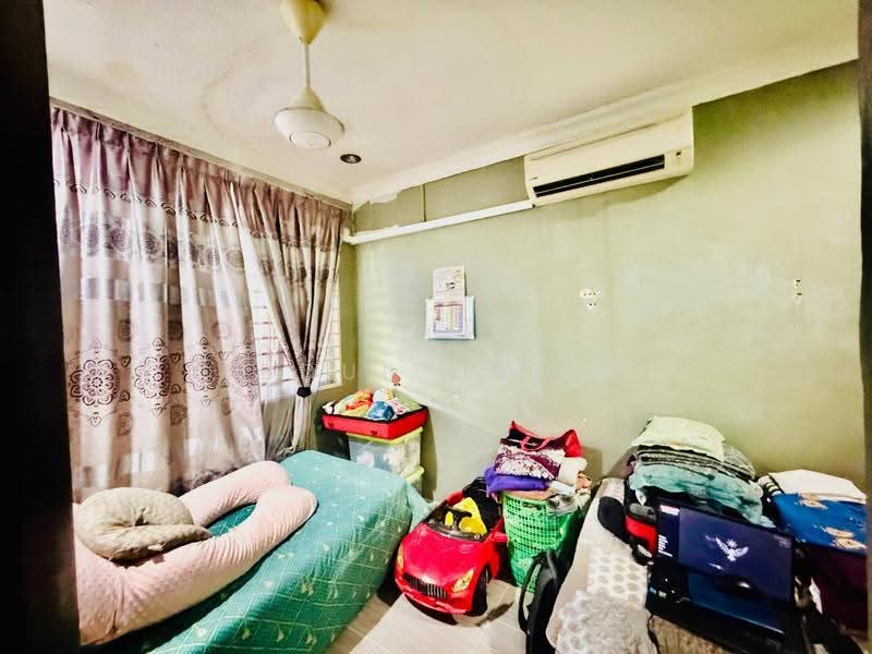Rumah Teres 1.5-Tingkat untuk Dijual di Seksyen 7 (Kota Damansara) - Abdul Qadir - Bedroom - PropertyGuru.com.my