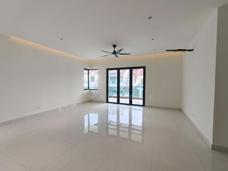 Vila Berkembar untuk Dijual di Johor Bahru (Johor) - Danny See - Living Room - PropertyGuru.com.my
