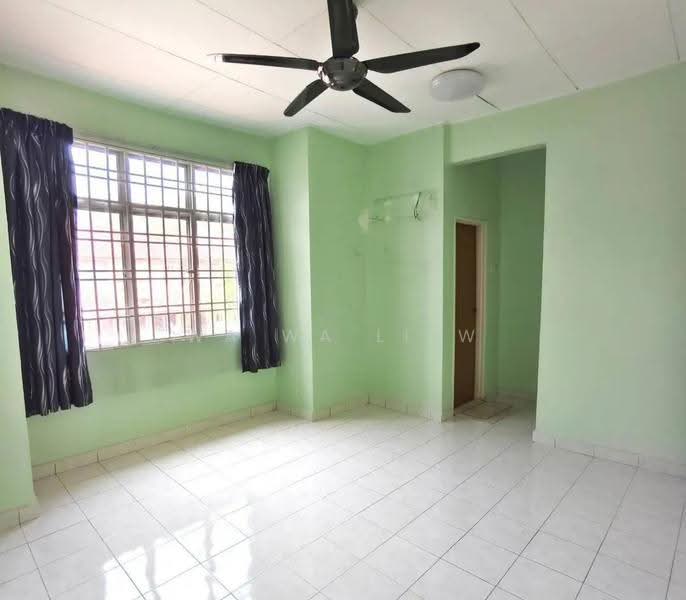 Rumah Teres 2-Tingkat untuk Dijual di Taman Putra Prima (Puchong) - Wa Wa Liew - Living Room - PropertyGuru.com.my