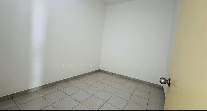 1-storey Terraced House for Sale in Bandar Putra Kulai (Kulai) - Terry Tan - Interior - PropertyGuru.com.my