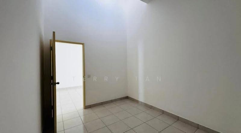 1-storey Terraced House for Sale in Bandar Putra Kulai (Kulai) - Terry Tan - Interior - PropertyGuru.com.my