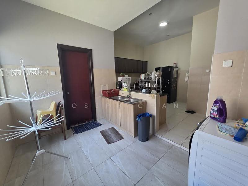 Rumah Berkembar untuk Dijual di Setia Eco Park (Setia Alam) - Joseph Chan - Kitchen - PropertyGuru.com.my