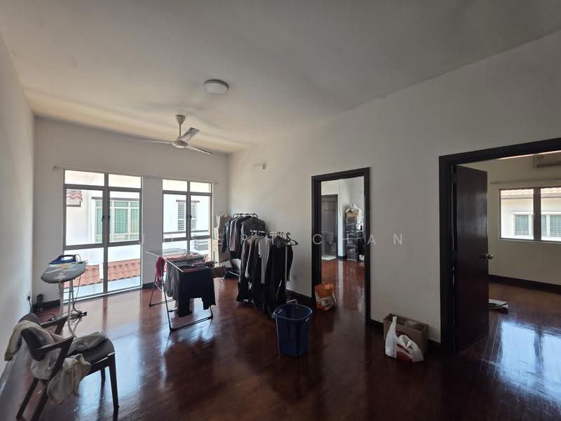 Rumah Berkembar untuk Dijual di Setia Eco Park (Setia Alam) - Joseph Chan - Family hall - PropertyGuru.com.my