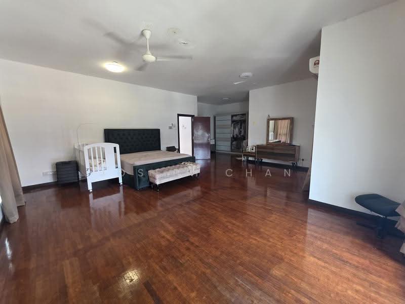 Rumah Berkembar untuk Dijual di Setia Eco Park (Setia Alam) - Joseph Chan - Master bed room - PropertyGuru.com.my