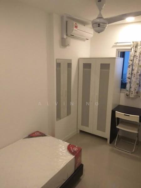 Service Residence for Sale at D'Latour - Alvin Ng - Bedroom - PropertyGuru.com.my