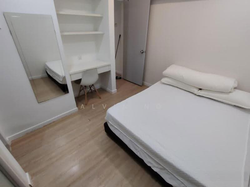 Service Residence for Sale at D'Latour - Alvin Ng - Bedroom - PropertyGuru.com.my