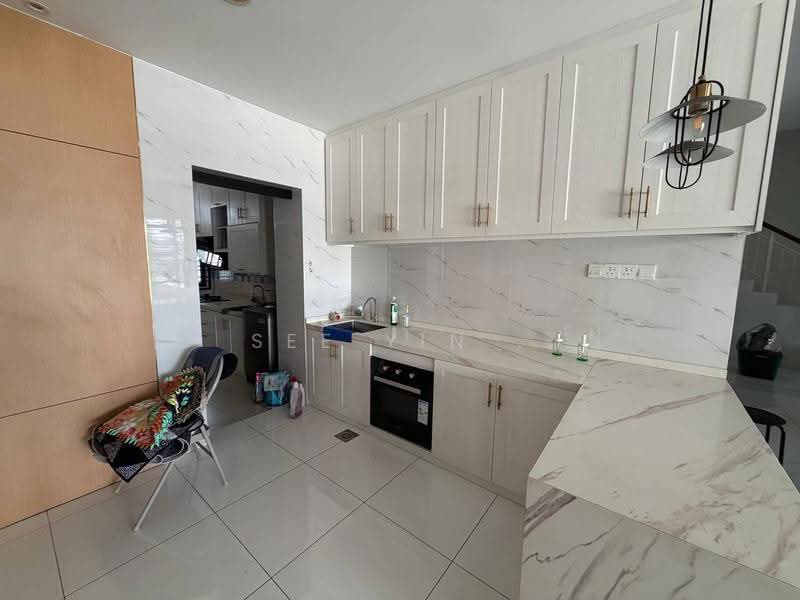 2-storey Terraced House for Rent in Bukit Indah (Iskandar Puteri (Nusajaya)) - See Yin . - Kitchen - PropertyGuru.com.my