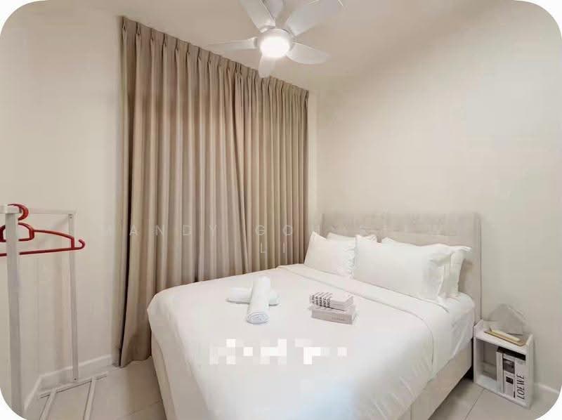 Kediaman Servis untuk Dijual di One 49 Residence - Mandy Goh Siew Li - Bedroom - PropertyGuru.com.my