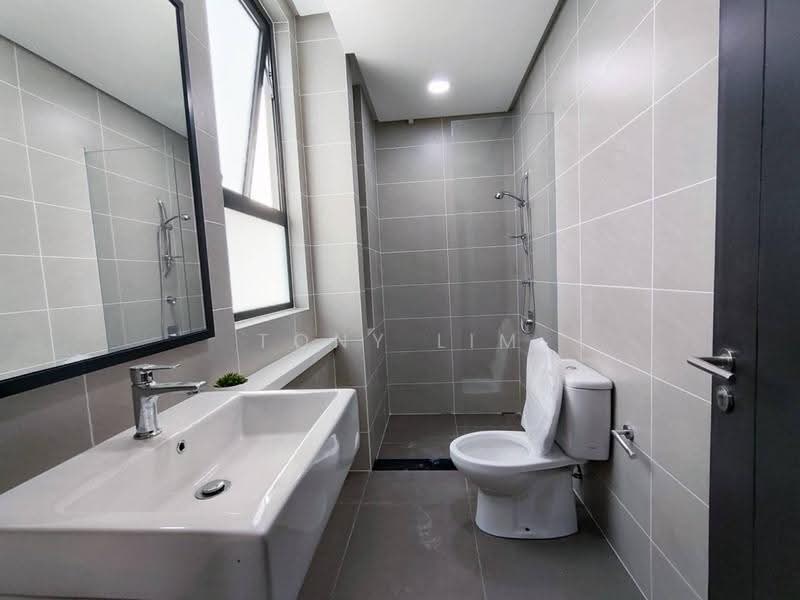 Rumah Teres untuk Disewa di Medini (Iskandar Puteri (Nusajaya)) - Tony Lim - Bathroom - PropertyGuru.com.my