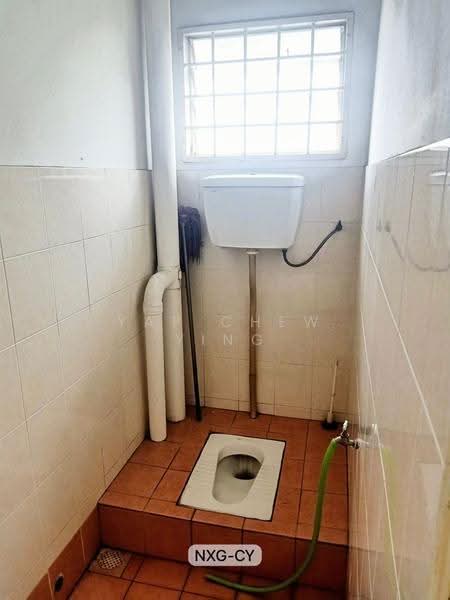 Kedai untuk Dijual di Kapar (Selangor) - Yap Chew Ying - Bathroom - PropertyGuru.com.my