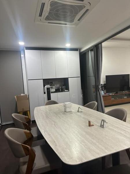 Kondominium untuk Dijual di Lakeville Residence - Kin CK - Dining Room - PropertyGuru.com.my