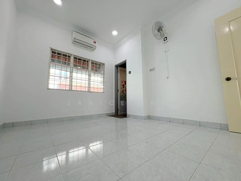 Semi-Detached House for Sale in Alam Damai (Cheras) - Janice Lau - Interior - PropertyGuru.com.my