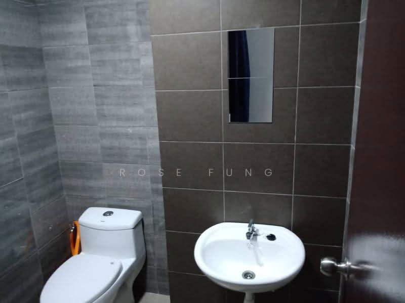 Kediaman Servis untuk Disewa di Symphony Tower (Menara Simfoni) - Rose Fung - Bathroom - PropertyGuru.com.my