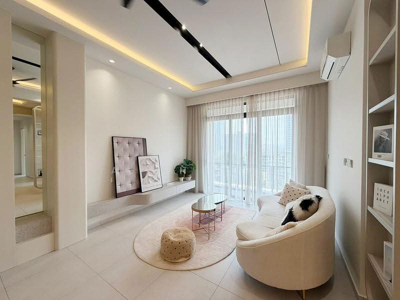 Kondominium untuk Dijual di ALTON SKYVILLAS - Allen Yeoh - Living Room - PropertyGuru.com.my