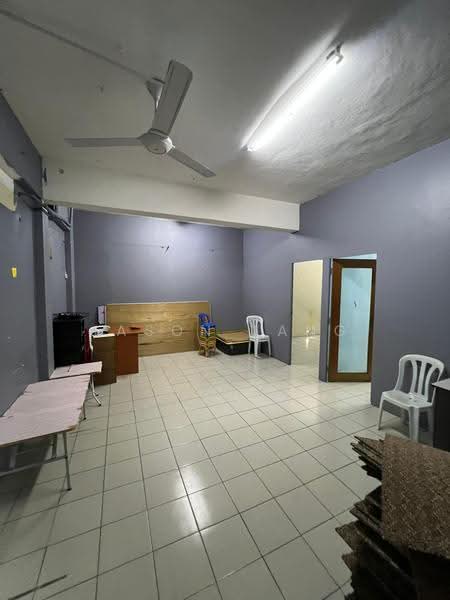 Shop / Office for Sale in Klang (Selangor) - Jason Tang - Interior - PropertyGuru.com.my