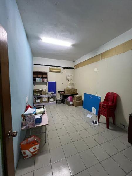 Shop / Office for Sale in Klang (Selangor) - Jason Tang - Interior - PropertyGuru.com.my