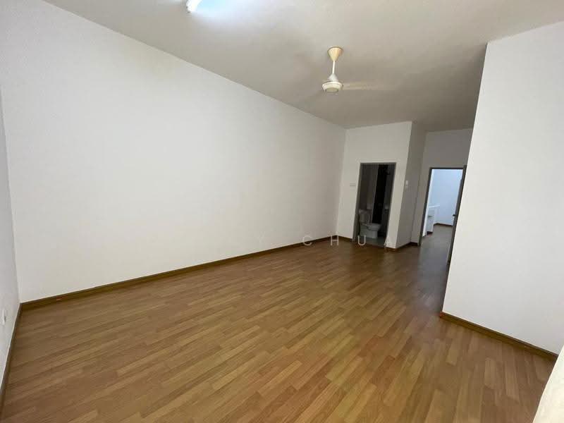 Rumah Berkembar untuk Disewa di Canary Garden (Klang) - Tracy Chua - Living Room - PropertyGuru.com.my