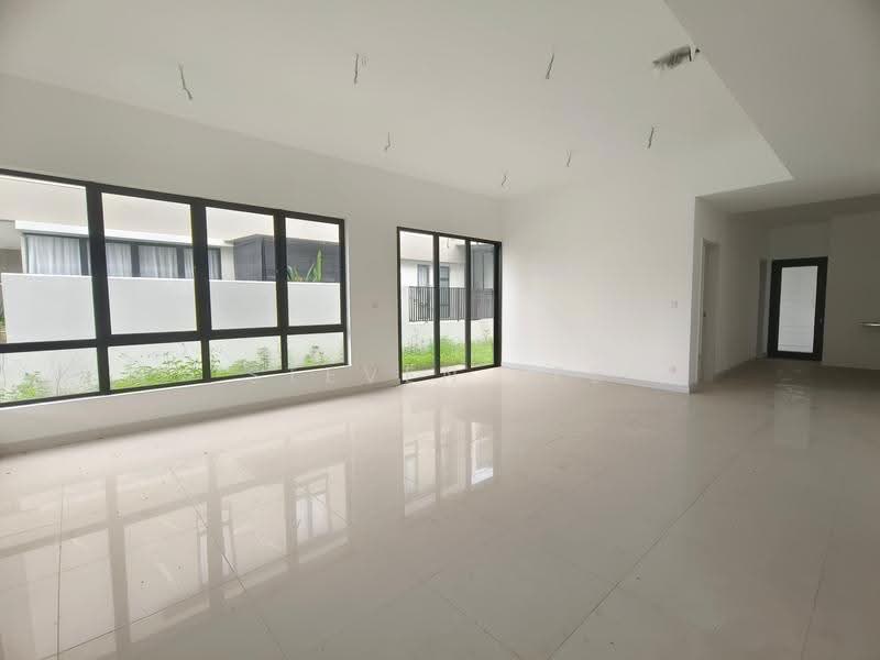 Rumah Berkembar untuk Dijual di Kota Emerald (Rawang) - Steven Lee - Living Room - PropertyGuru.com.my