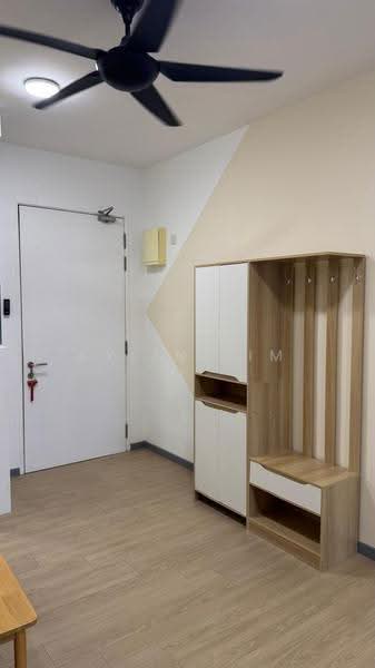 Kediaman Servis untuk Dijual di United Point (Residensi Berpadu) - Aylin Lim - Entrance - PropertyGuru.com.my