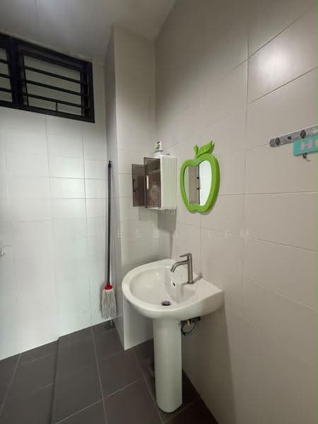 Service Residence for Rent at Palazio - Janessa Lim - Bathroom - PropertyGuru.com.my