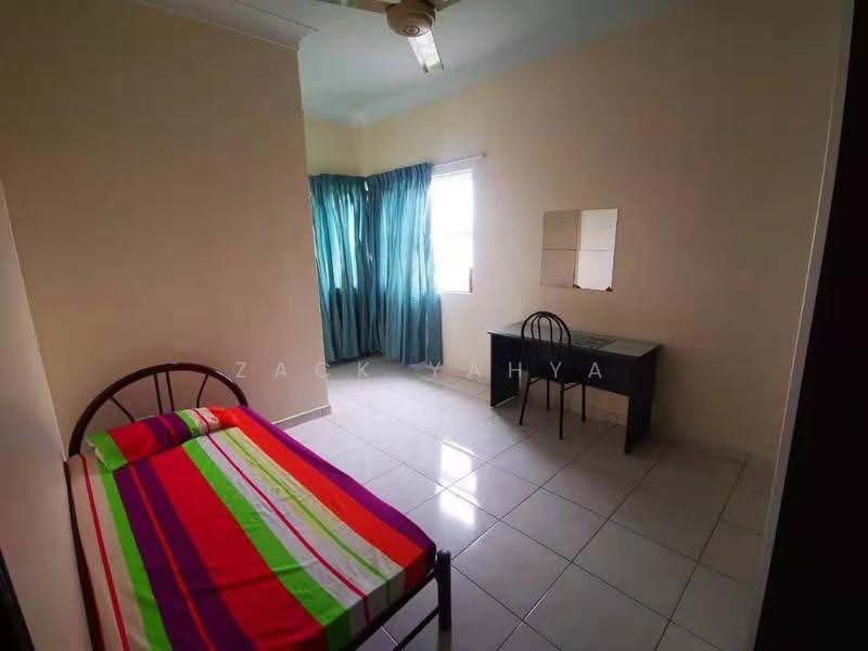 Kondominium untuk Dijual di Desa Impiana - Zack Yahya - Bedroom - PropertyGuru.com.my