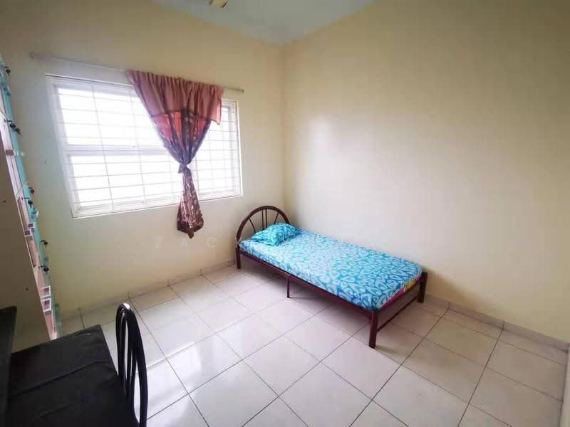 Kondominium untuk Dijual di Desa Impiana - Zack Yahya - Bedroom - PropertyGuru.com.my