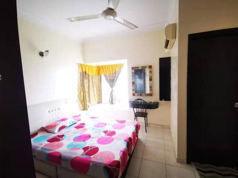 Kondominium untuk Dijual di Desa Impiana - Zack Yahya - Bedroom - PropertyGuru.com.my