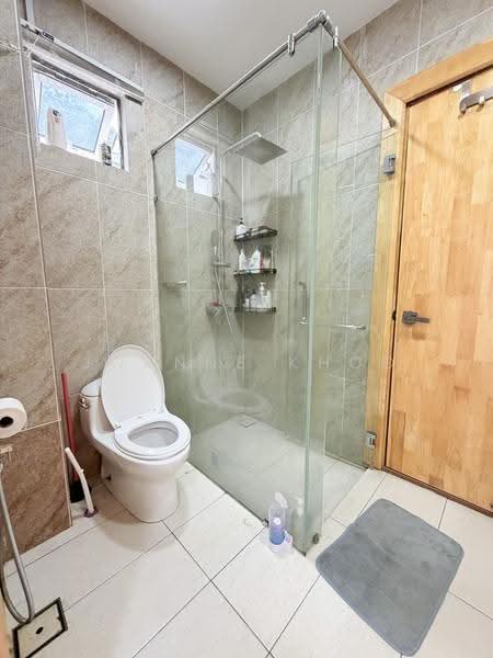 Rumah Teres 3-Tingkat untuk Dijual di Taman Seputeh (Seputeh) - Joanne Khoo - Bathroom - PropertyGuru.com.my