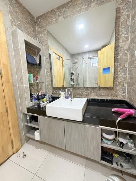 Rumah Teres 3-Tingkat untuk Dijual di Taman Seputeh (Seputeh) - Joanne Khoo - Bathroom - PropertyGuru.com.my
