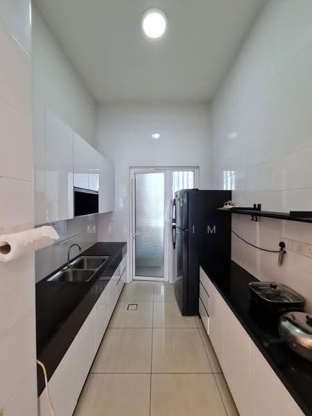 2-storey Terraced House for Sale in Eco Majestic (Semenyih) - Mike Lim - Kitchen - PropertyGuru.com.my